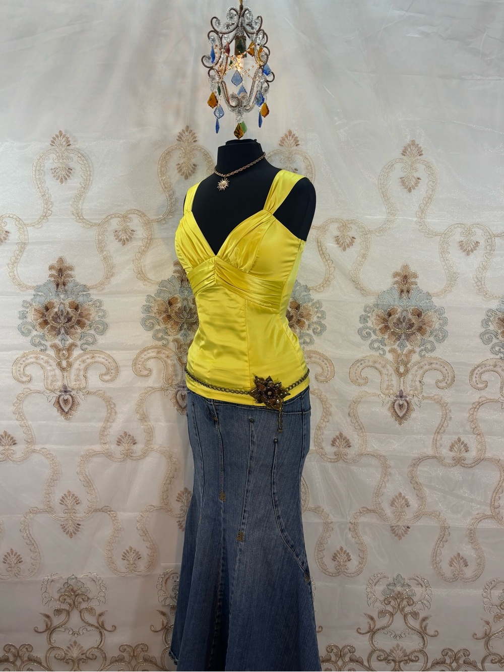 ✨Vintage Y2K Sunshine Satin Corset Tank Top✨